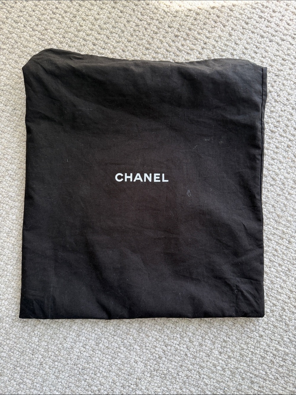 CHANEL Vintage Caviar Quilted Tan Leather Shoulder Tote with Gold Chain Straps - Picture 14 of 16